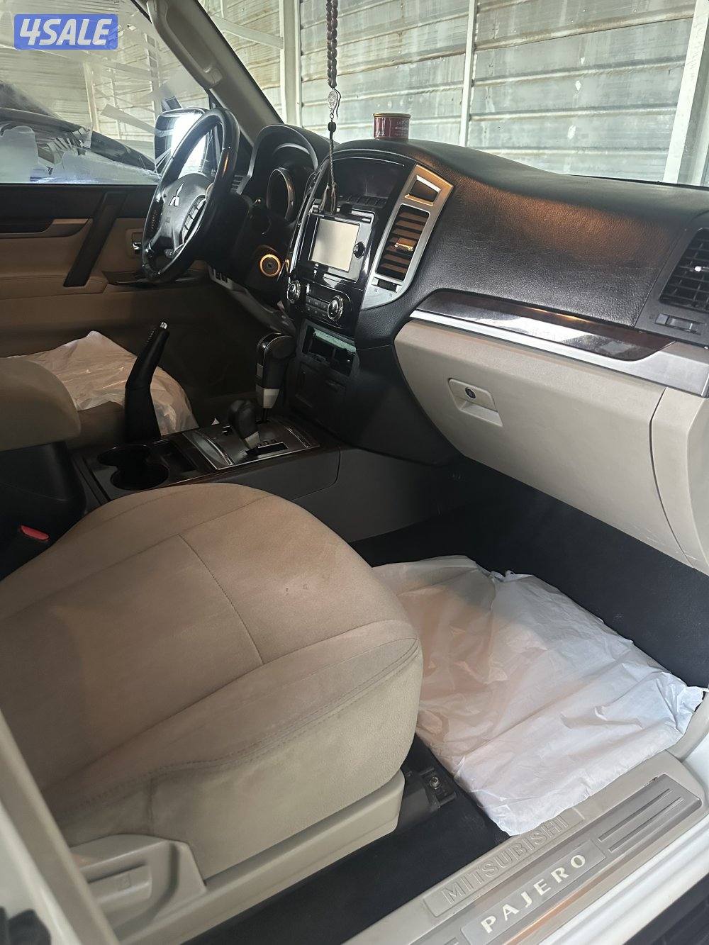 للبيع باجيرو4