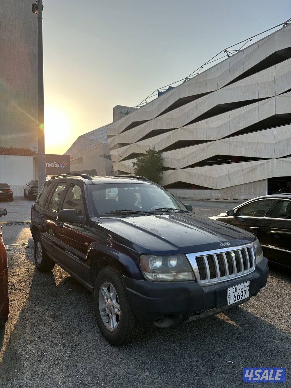 جراند شيروكي 20042