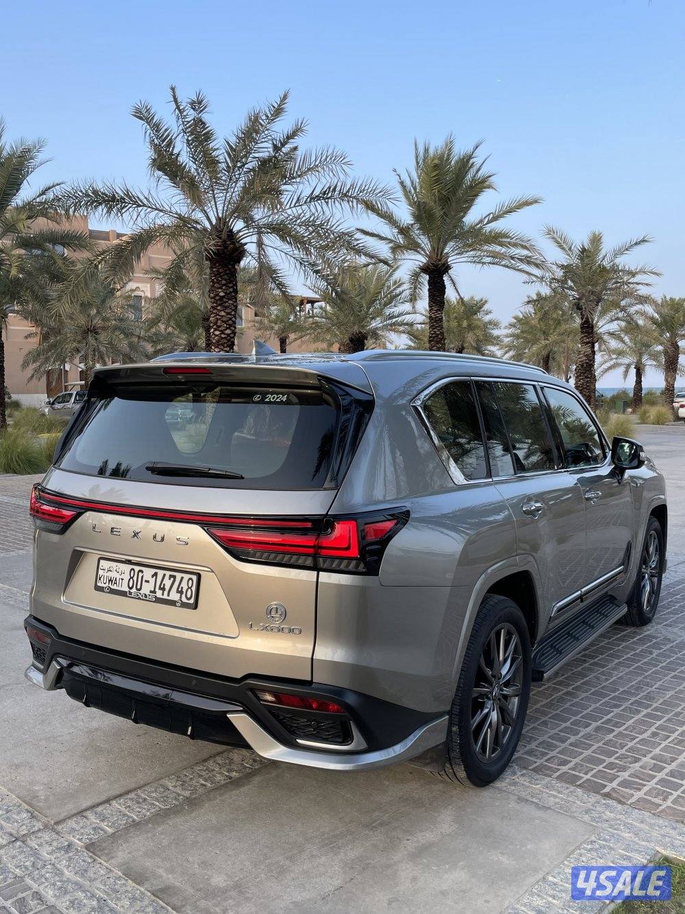 للبيع لكزس اف سبورت ٢٠٢٤ الساير عداد ٤٥ الف .1