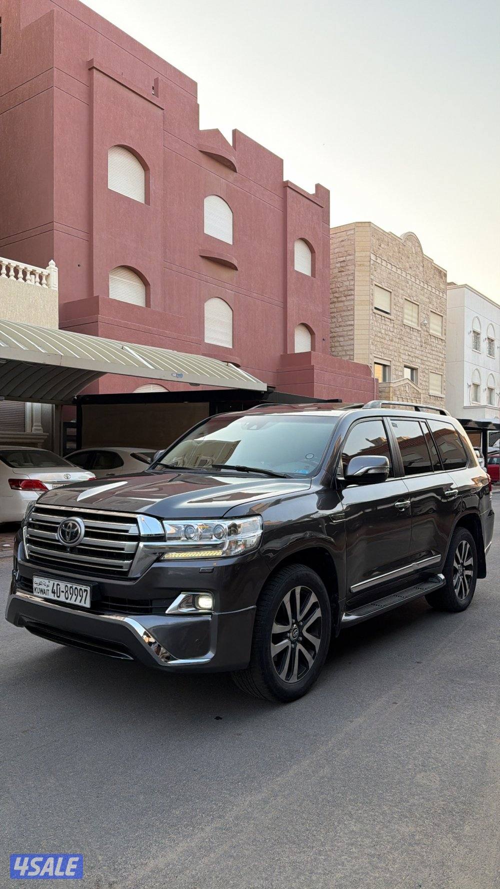 للبيع لاندكروز 20170