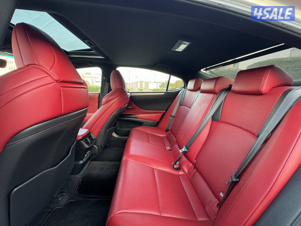 لكزس ES350 F-SPORT موديل 2019 صبغ الوكاله4