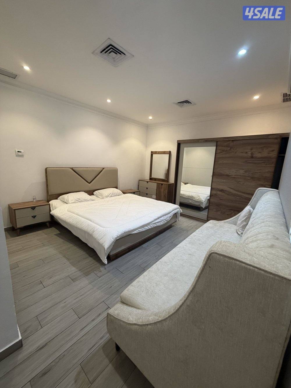 أجا و ويك أند و أيام الأسبوع7