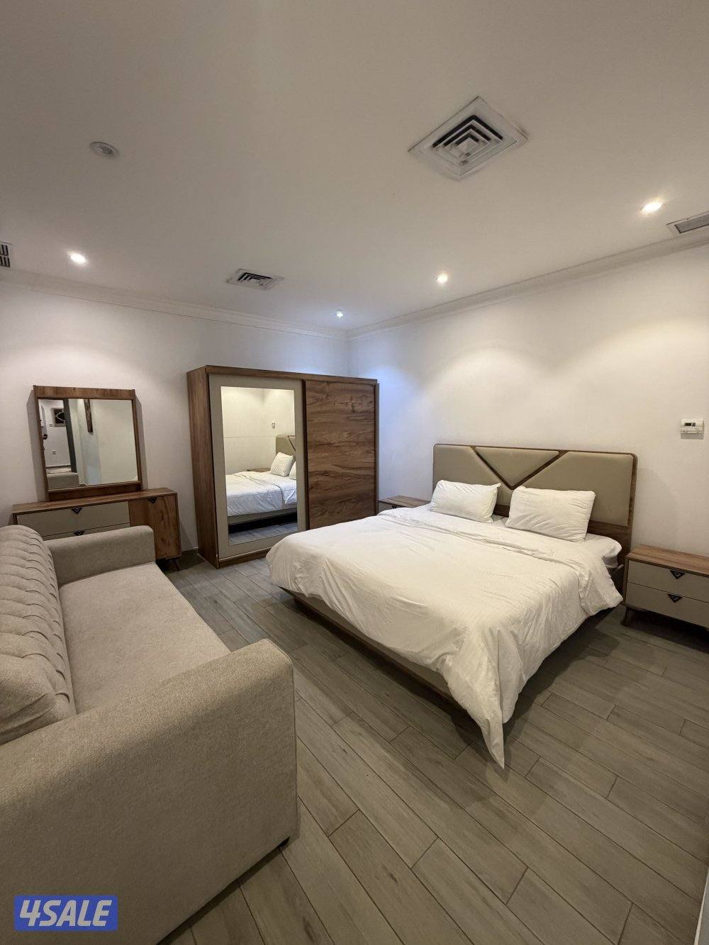 أجا و ويك أند و أيام الأسبوع10