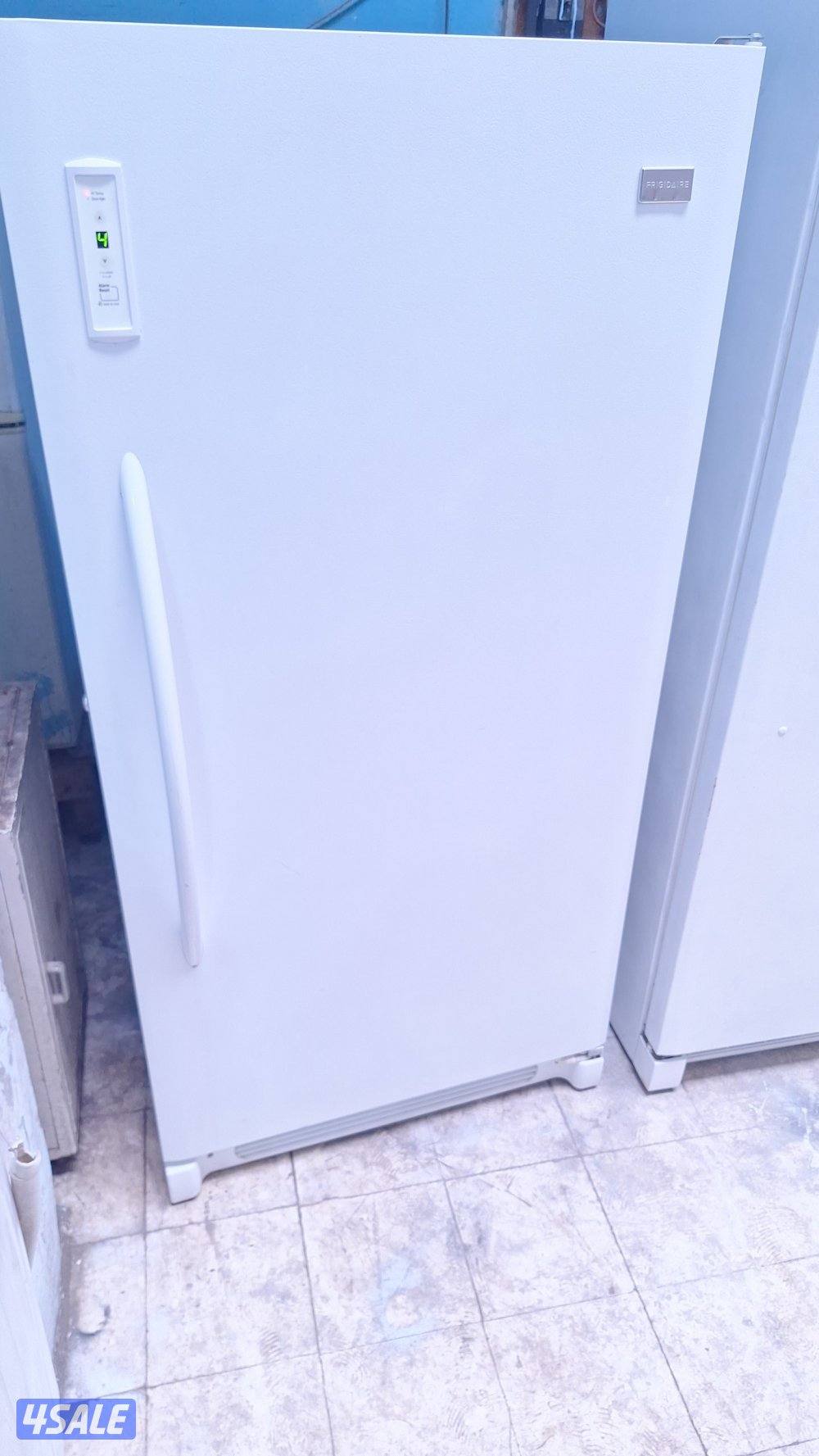 بيع فريزر فريجدير أمريكي بحاله ممتازه جدا مع التوصيل والكفاله1