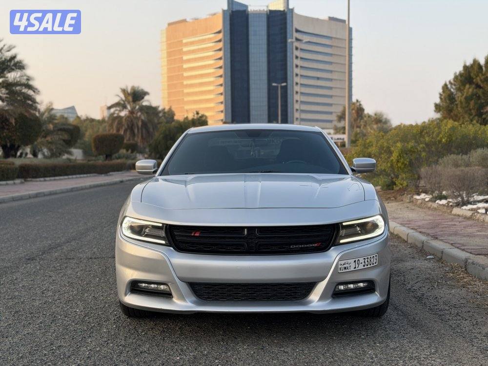 شارجر موديل 2020 عداد قليل 93 الف Km بحالة الوكاله نقبل تثمين وبدل1