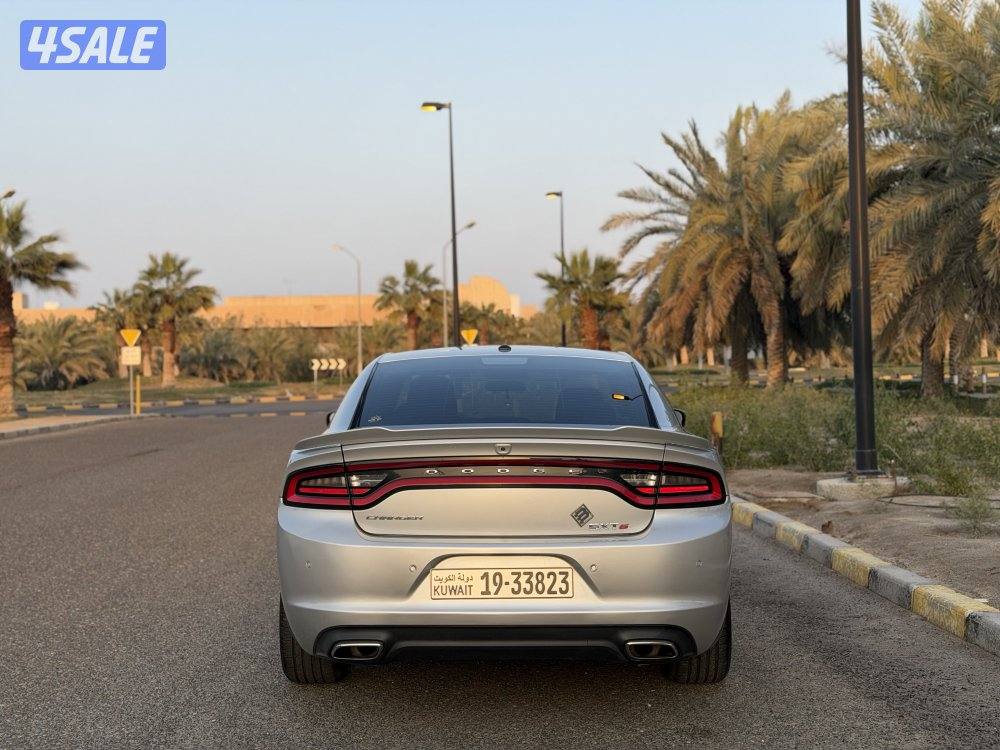 شارجر موديل 2020 عداد قليل 93 الف Km بحالة الوكاله نقبل تثمين وبدل4