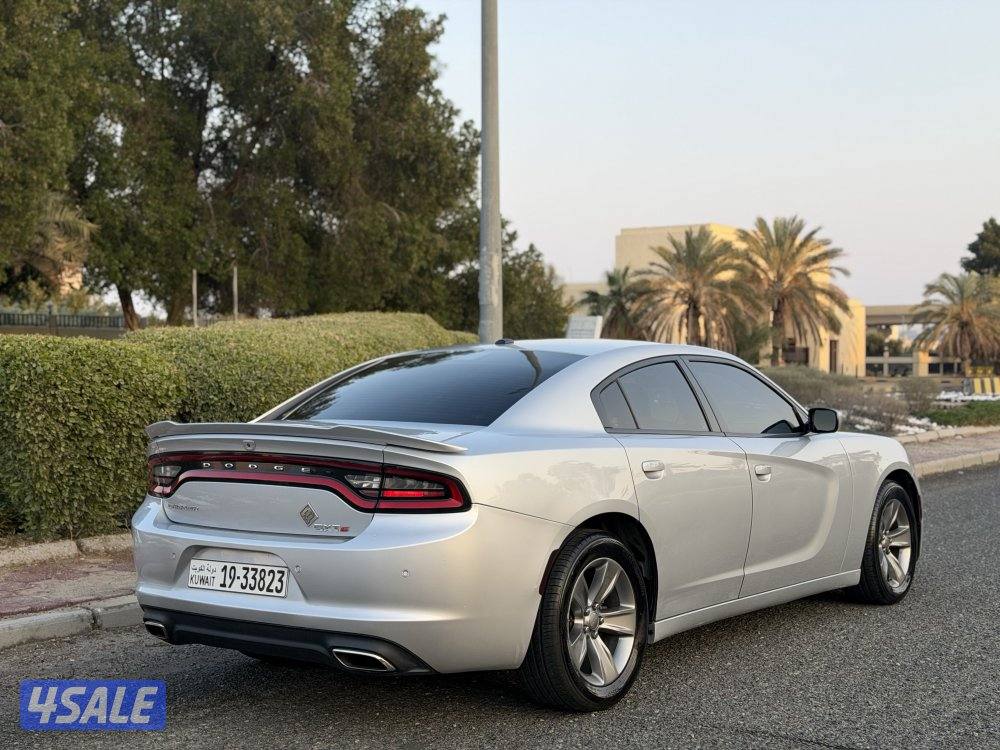 شارجر موديل 2020 عداد قليل 93 الف Km بحالة الوكاله نقبل تثمين وبدل5