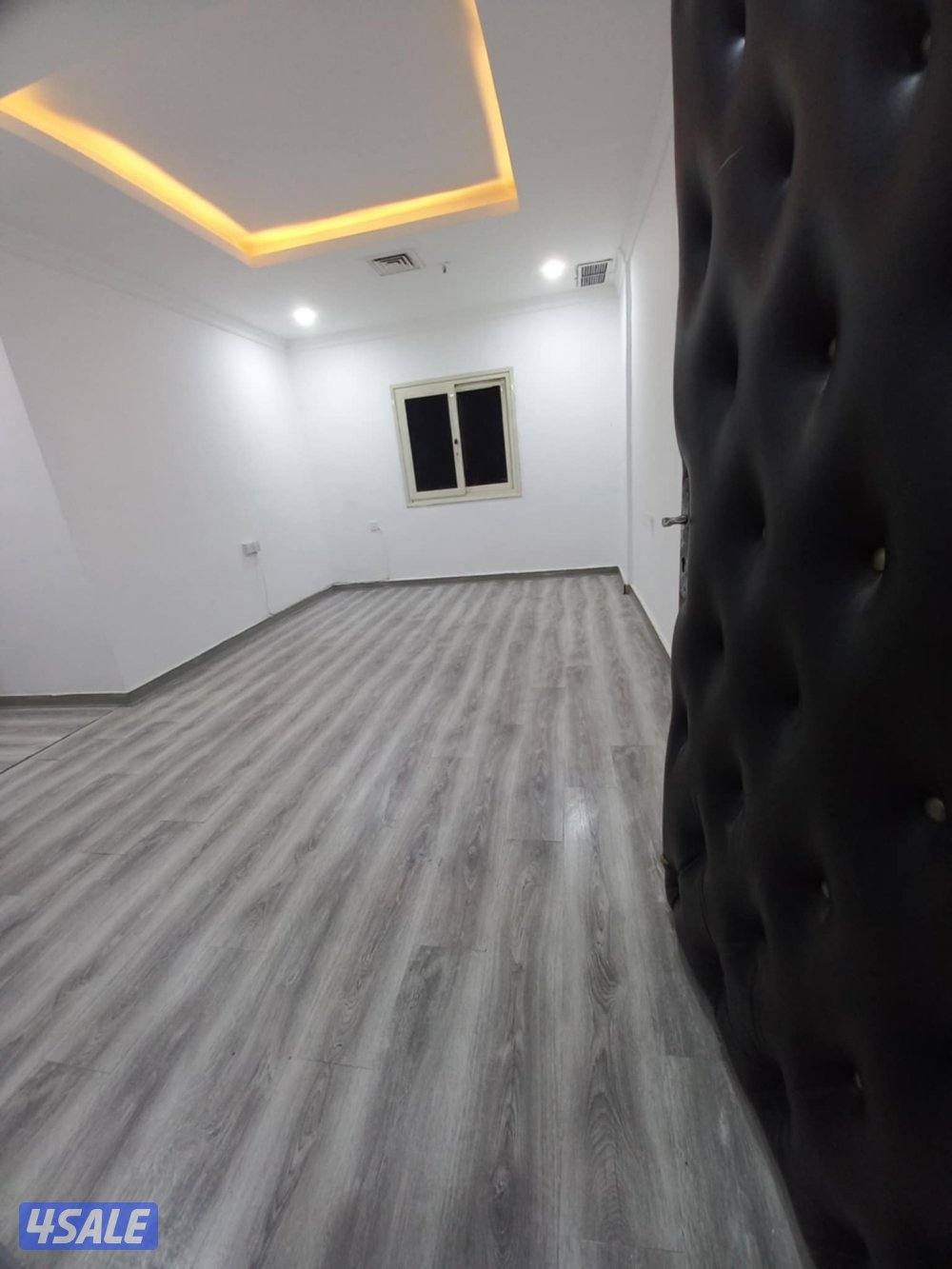 شقه للايجار ميدان حولي0