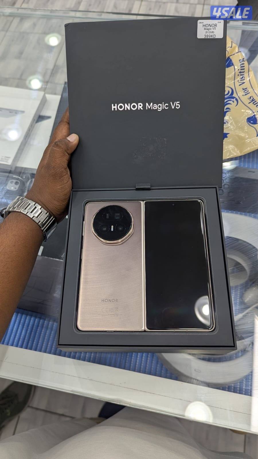 Honor  magic v5  gold 512 gb4