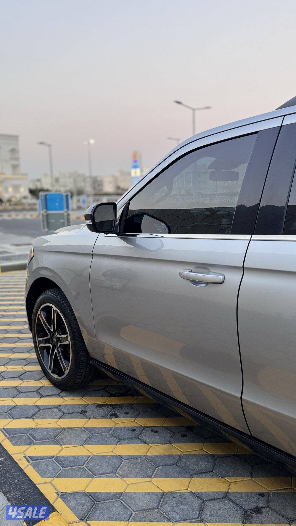 فورد اكسبديشن ليميتد ستيلث بلاك اوت اعلى درجه3