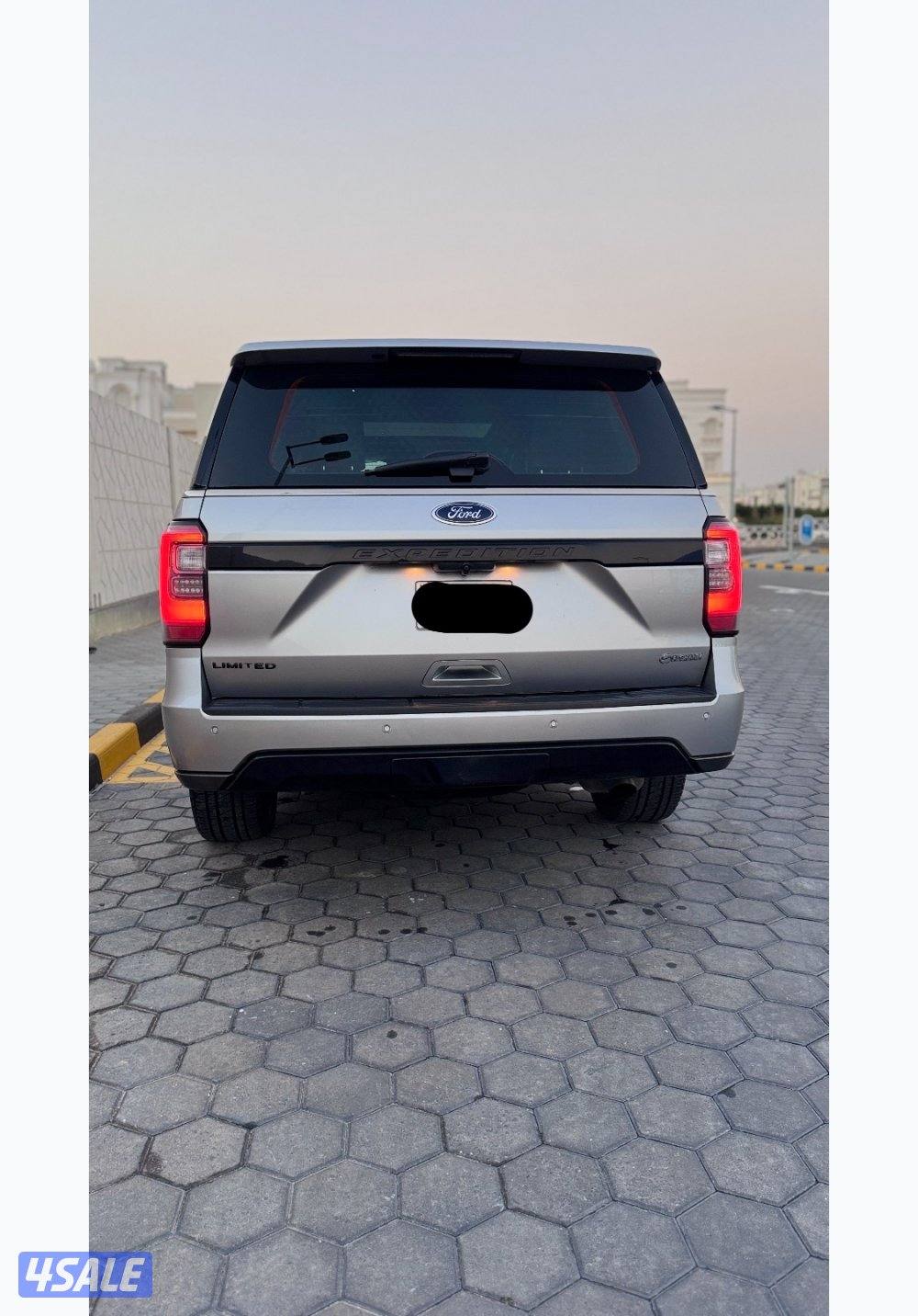 فورد اكسبديشن ليميتد ستيلث بلاك اوت اعلى درجه4
