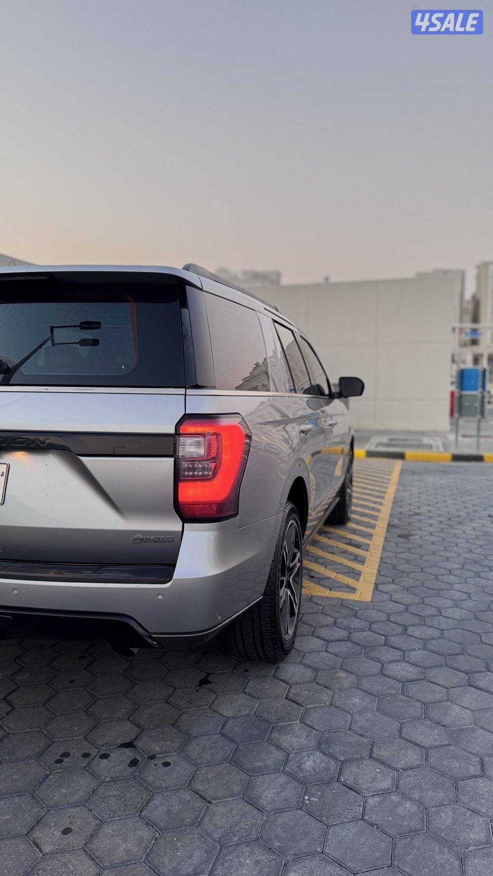 فورد اكسبديشن ليميتد ستيلث بلاك اوت اعلى درجه6