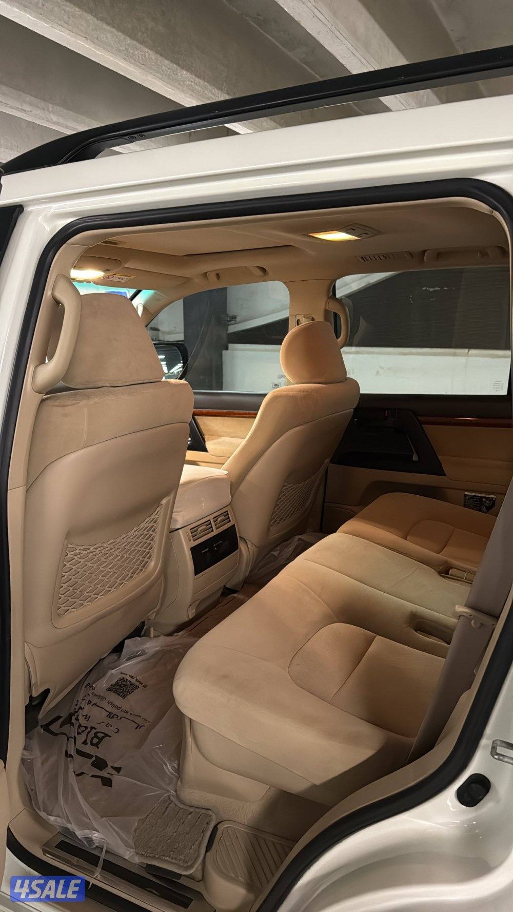 لاندكروزر 20154