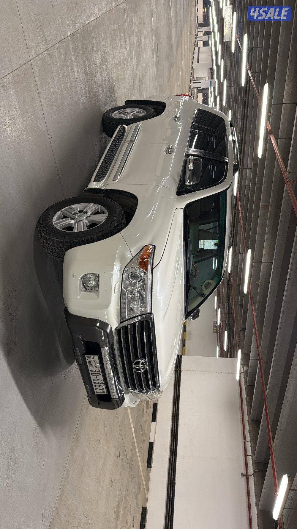 لاندكروزر 20155