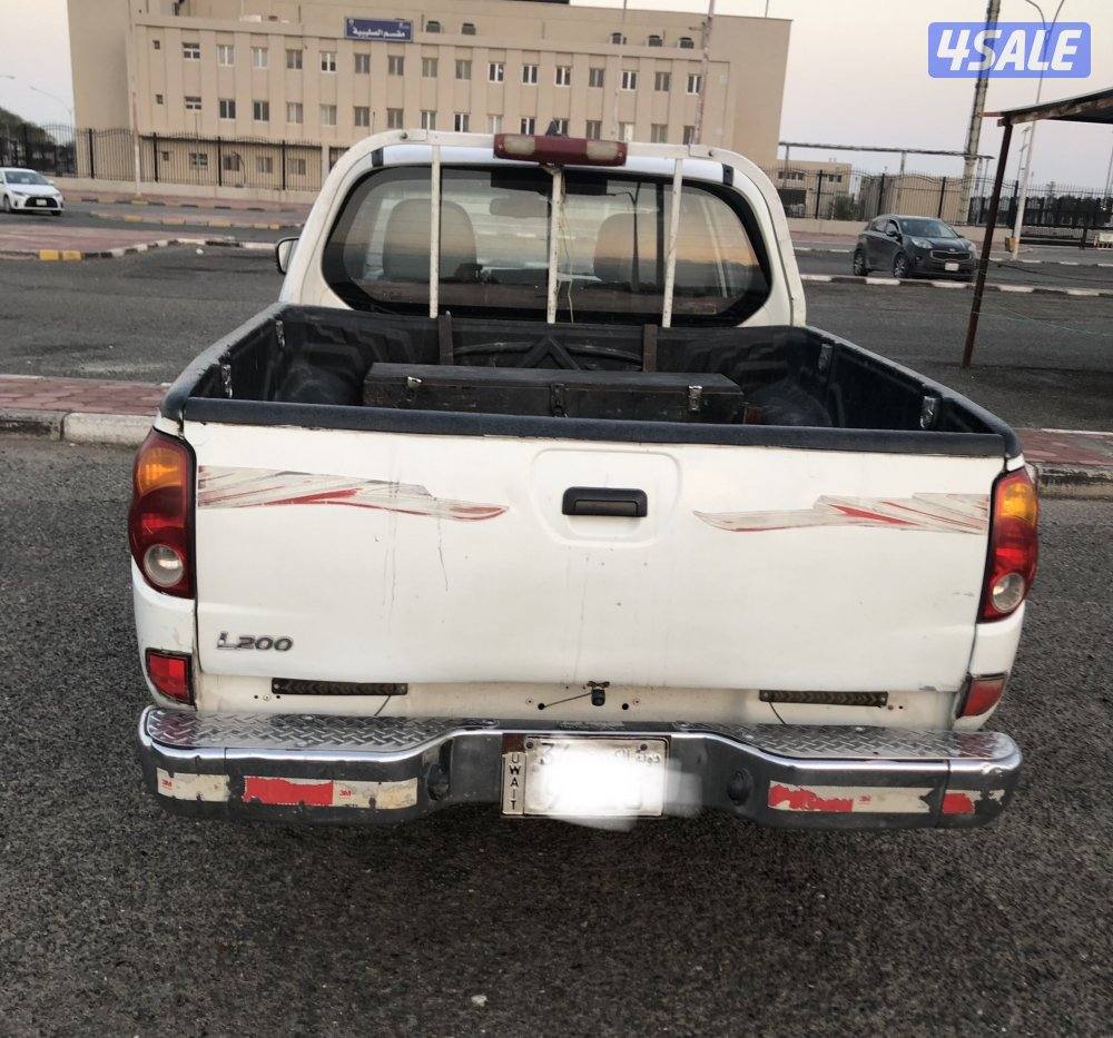 للبيع موستبيشي موديل 2009 قير عادي0