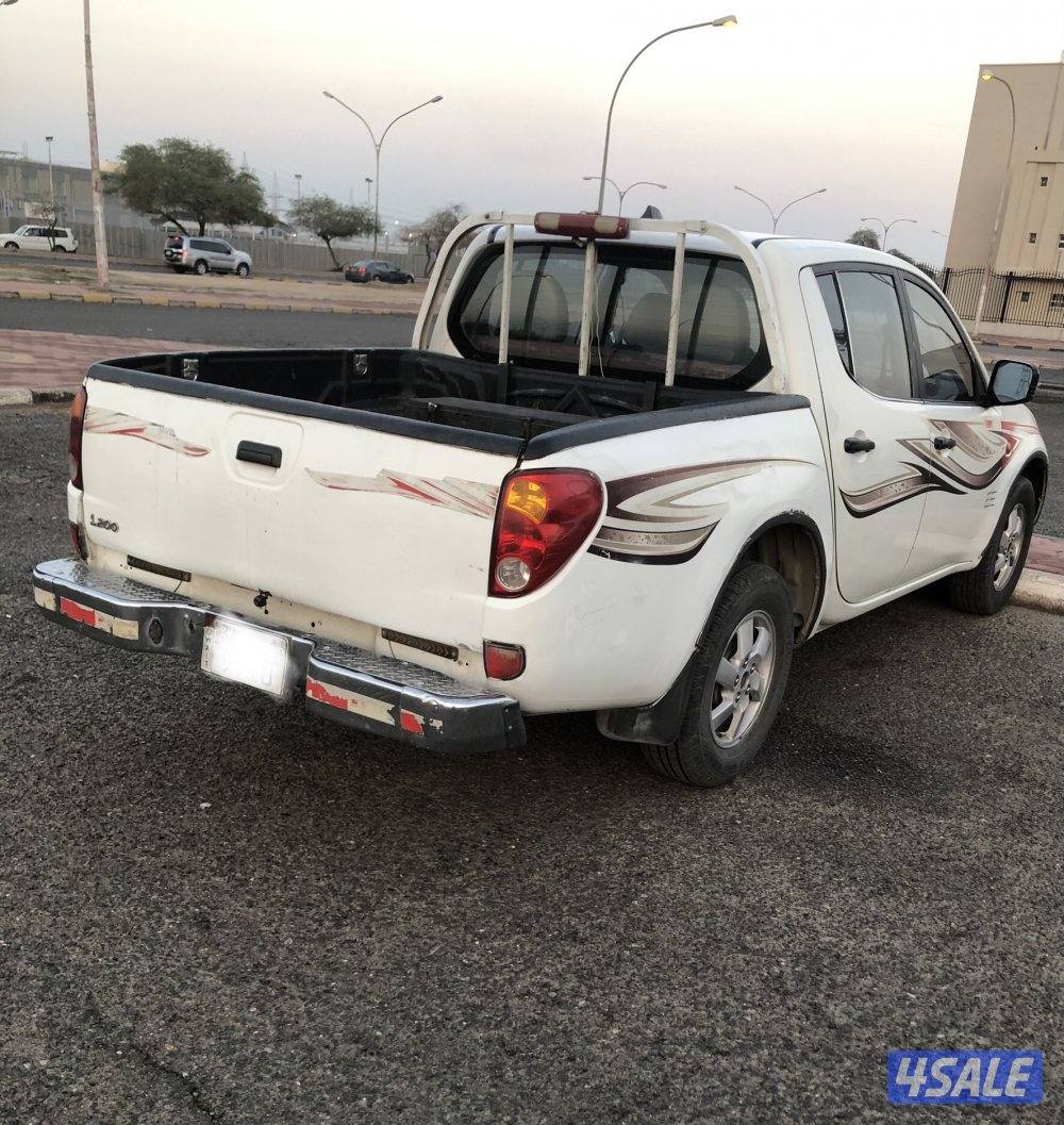 للبيع موستبيشي موديل 2009 قير عادي1