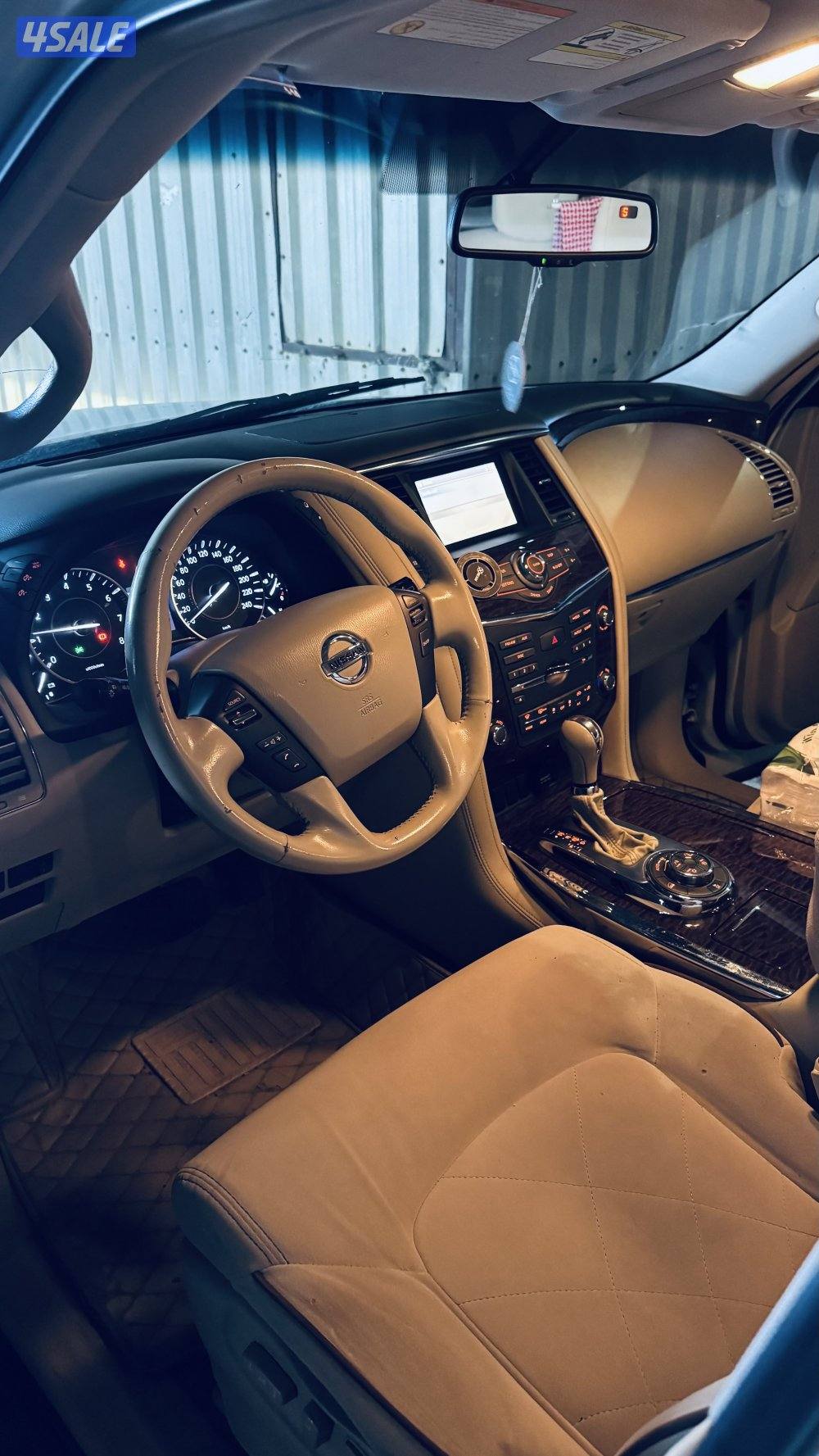 نيسان 2016 SE وارد البابطين المكينه 320 عداد 443 الف5