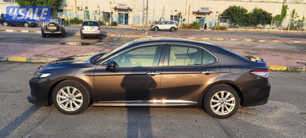2019 كامري GLE بحالة ممتازة ممشى 100000 استعمال خفيف6
