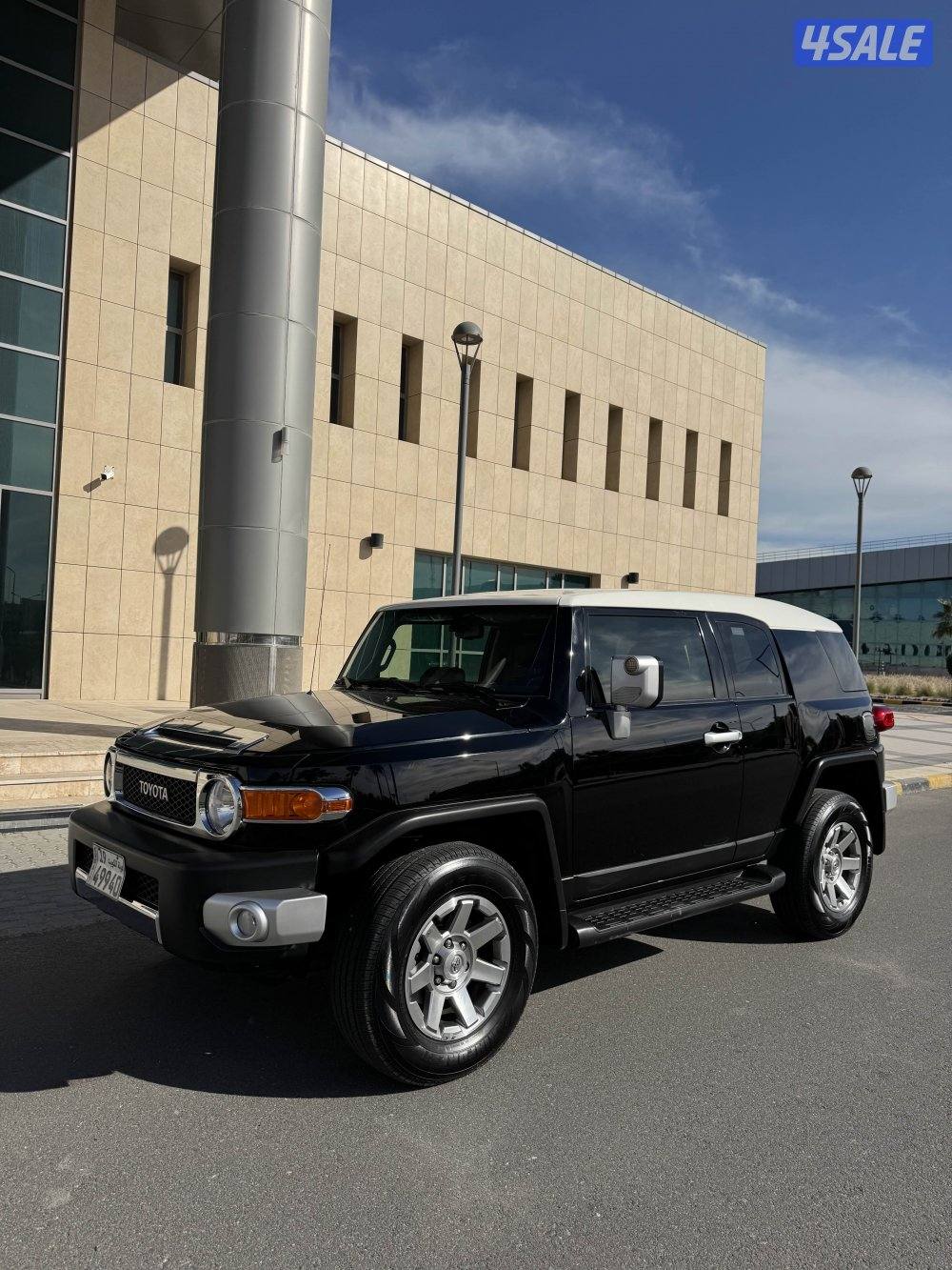 تويوتا FJ كروزر موديل 20214