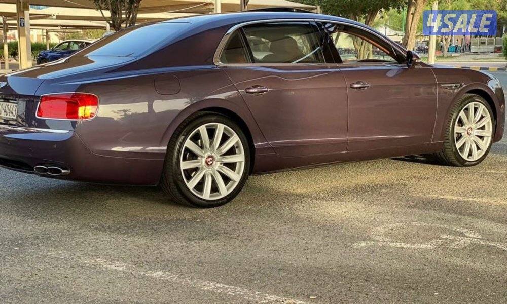 للبيع : بنتلي فلاينغ سبير V8 موديل : 2016 عداد : 100 الف1