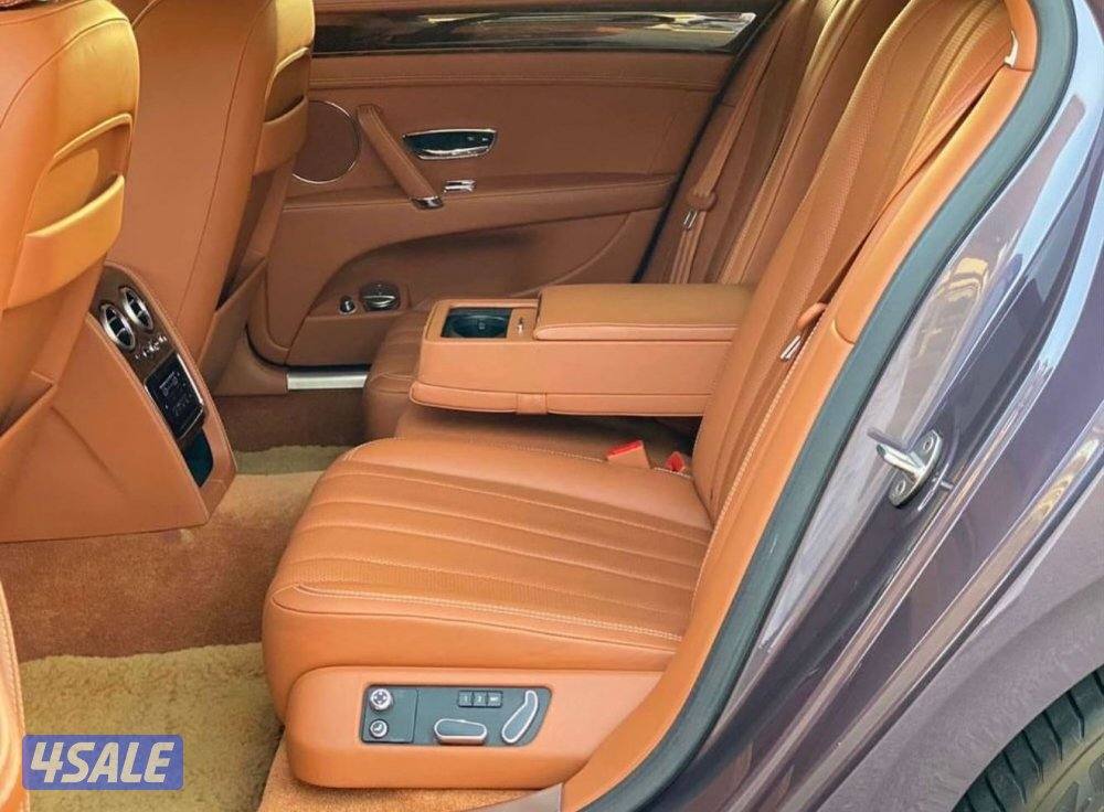 للبيع : بنتلي فلاينغ سبير V8 موديل : 2016 عداد : 100 الف6