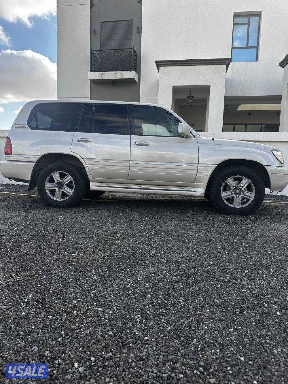 لكزس2007 ماشي 398 كل شي شغال قطعه وحد والباقي صبغ الوكاله توتير جدد1