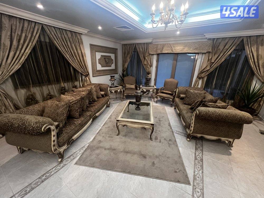 اثاث سرداب كامل 4 جلسات شبه جديده من دومين وطاولة طعام بخزاينها2