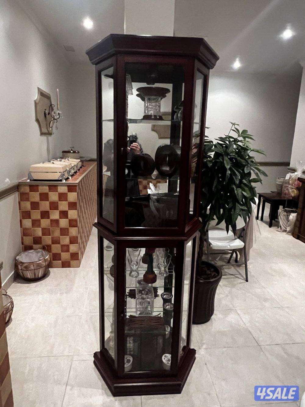 اثاث سرداب كامل 4 جلسات شبه جديده من دومين وطاولة طعام بخزاينها13