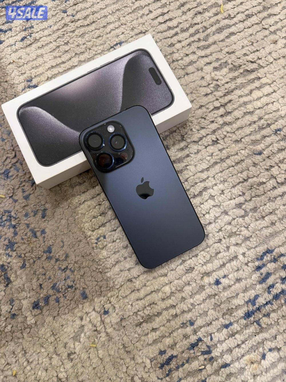 ١٥برو العادي اسود 256 قيقابطاريه 90 مافيه خدش جديد مومفتوحً0