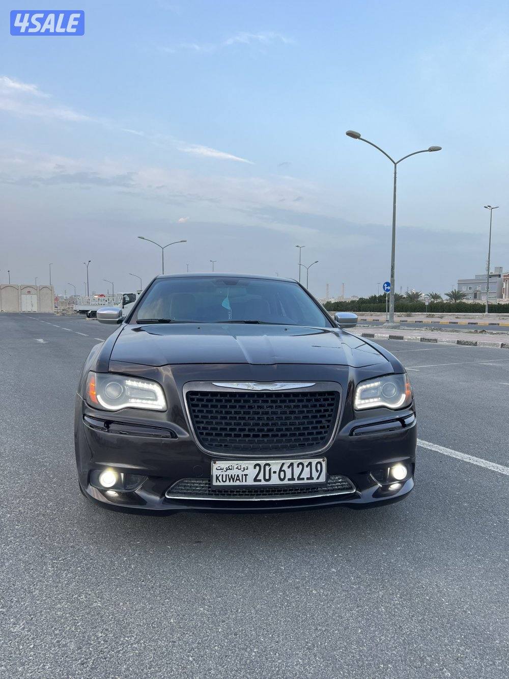 للبيع كرايزر هيمي 2013 شرط الفحص2