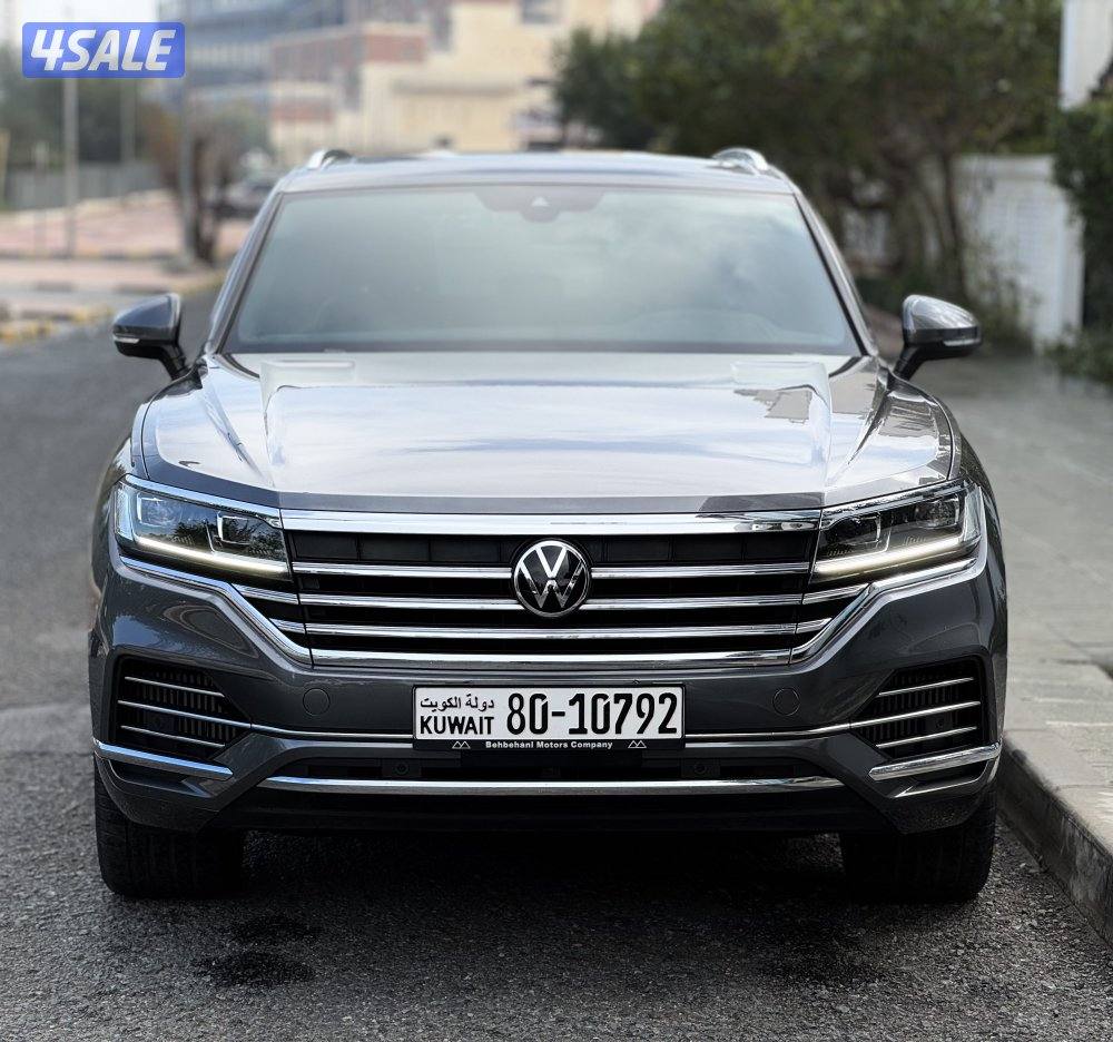 فولكس واجن طوارق V6 موديل 2023 عداد 35 الدرجة الأولى صبغ وكالة1