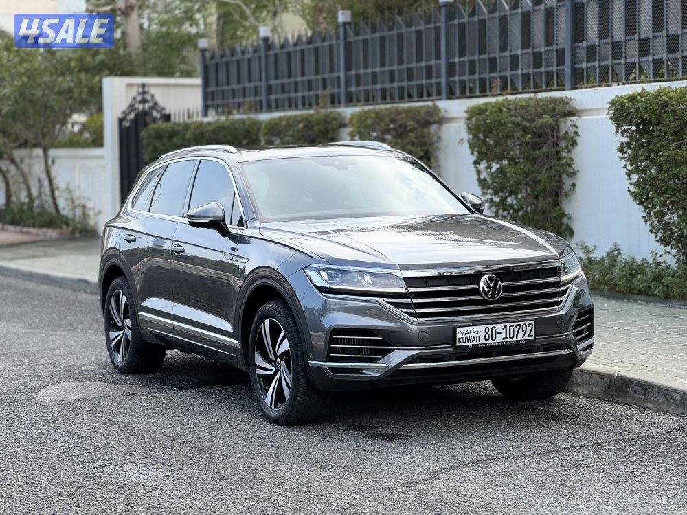 فولكس واجن طوارق V6 موديل 2023 عداد 35 الدرجة الأولى صبغ وكالة2