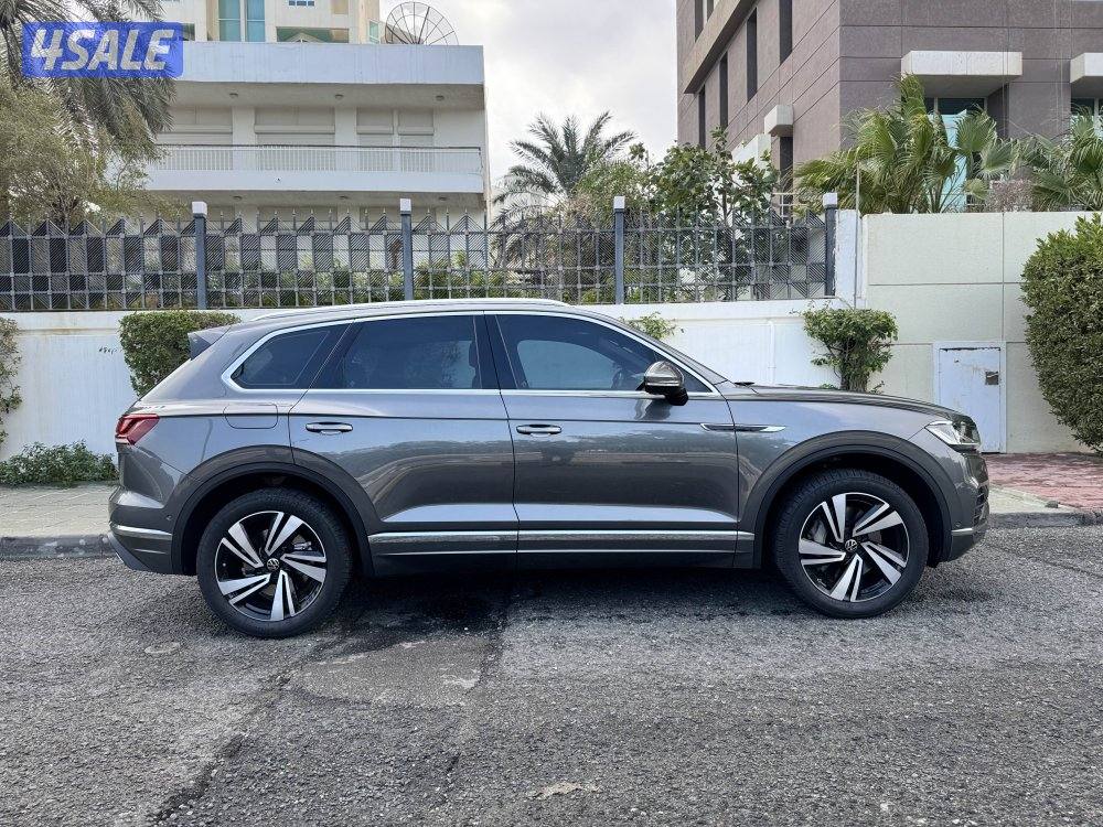 فولكس واجن طوارق V6 موديل 2023 عداد 35 الدرجة الأولى صبغ وكالة6