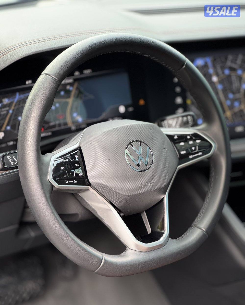 فولكس واجن طوارق V6 موديل 2023 عداد 35 الدرجة الأولى صبغ وكالة12