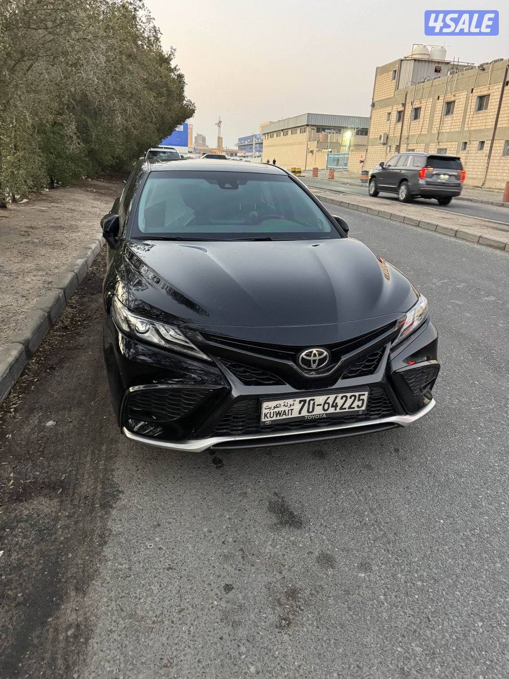 للبيع كامري 23 سبورت  6 سلندر شرط الفحص قير مكينه شاصي بدي ماشي 681