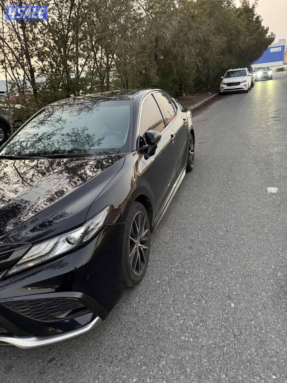 للبيع كامري 23 سبورت  6 سلندر شرط الفحص قير مكينه شاصي بدي ماشي 684