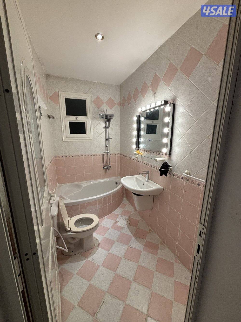 للايجار دوبلكس فخم في قرطبه1