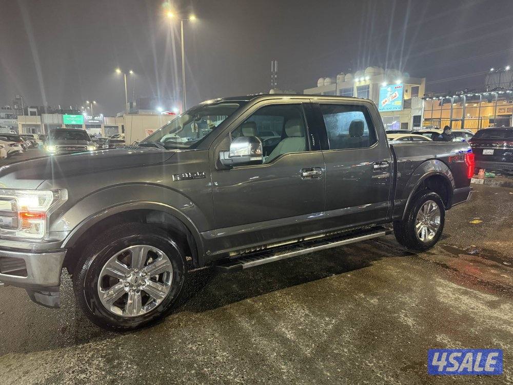 فورد لاريت موديل 20195