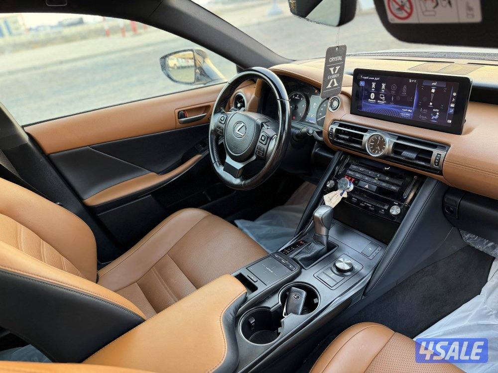 لكزس 2022 حجم is3005