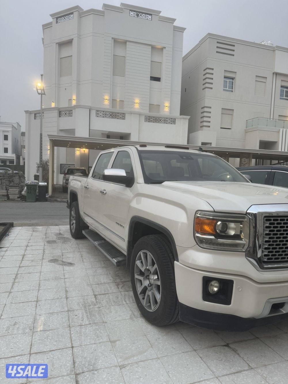 GMC وانيت دينالي فل كامل المواصفات1