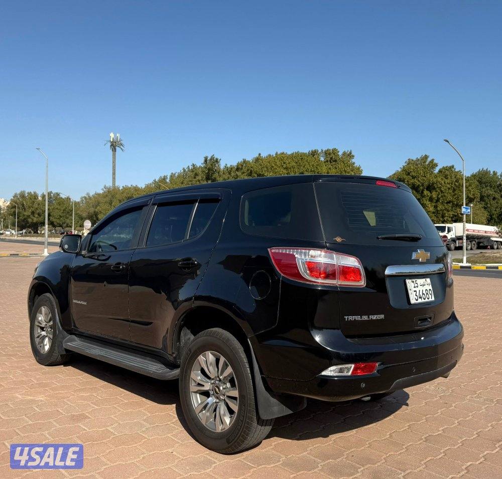 بحالة ممتازة جيب شفروليه تريل بليزر LT 2018 ماشي 160 فحص ماكينة قير شا6