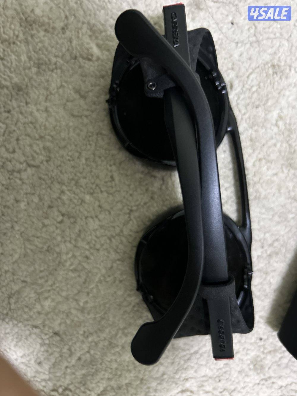 نظارة اصلية من ماركة CARRERA UV نظيفة مع كامل اغراضها قابل للمساومة5