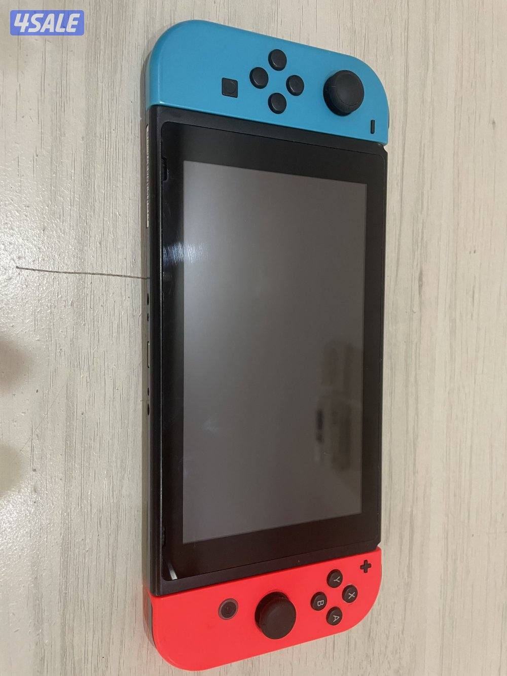 Nintendo Switch مع لعبة ARMS + شنطة + كامل الإكسسوارات1