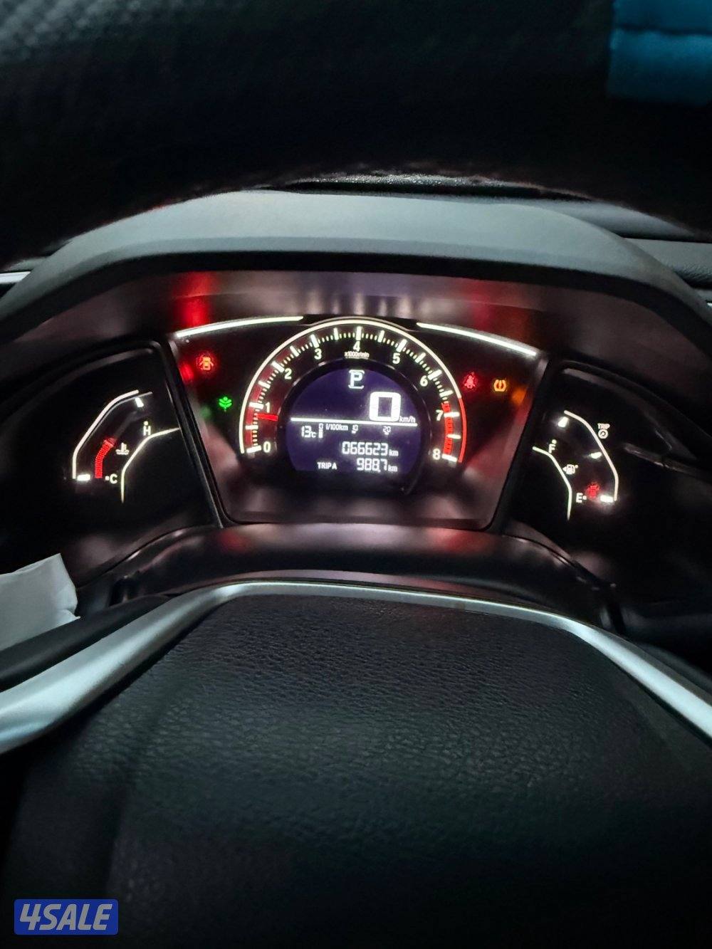 هوندا سيفيك 2021 فضي كامل مواصفات درجة أولى شرط الفحص8