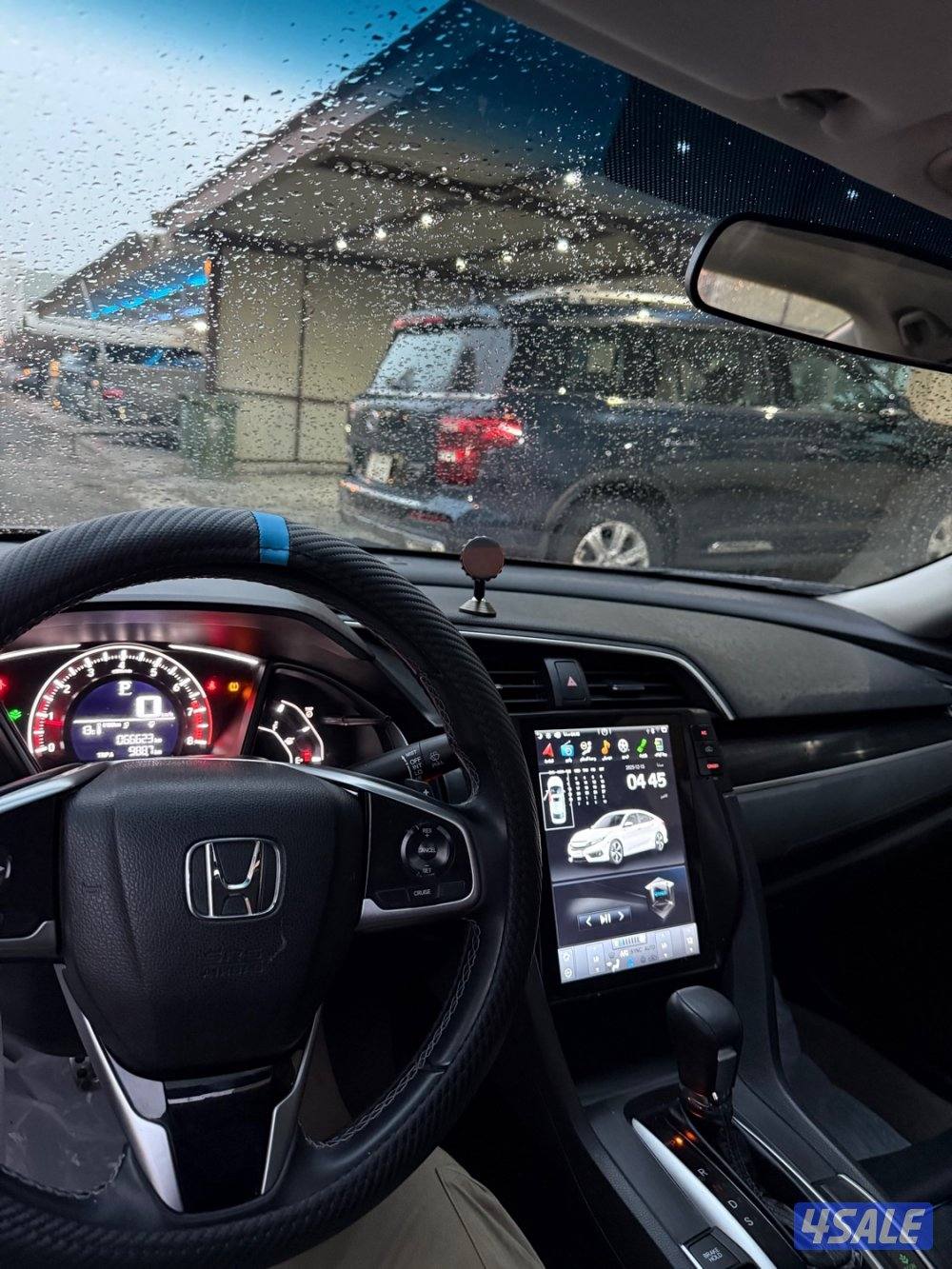 هوندا سيفيك 2021 فضي كامل مواصفات درجة أولى شرط الفحص9