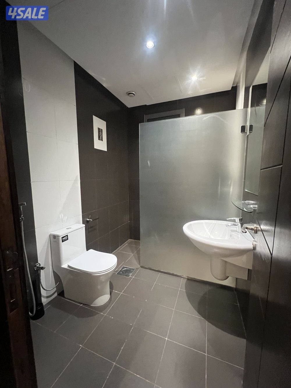 للايجار شقة ارضية غرفتين نوم ماستر10