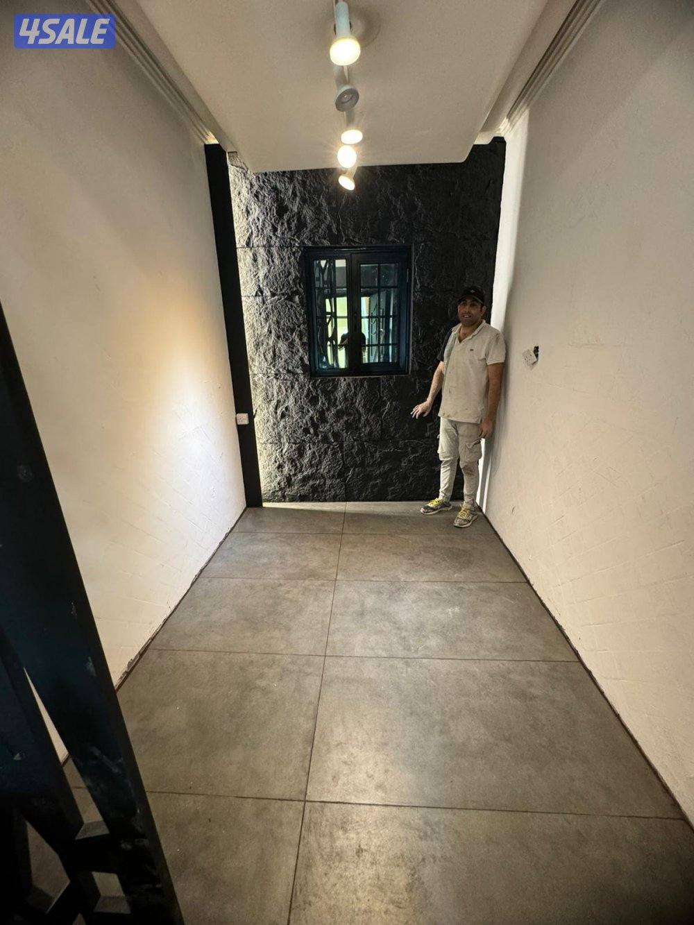 جميع الاصباغ والديكورات الداخلية والأخشاب وجبس بورد بجوده عاليه جدا14