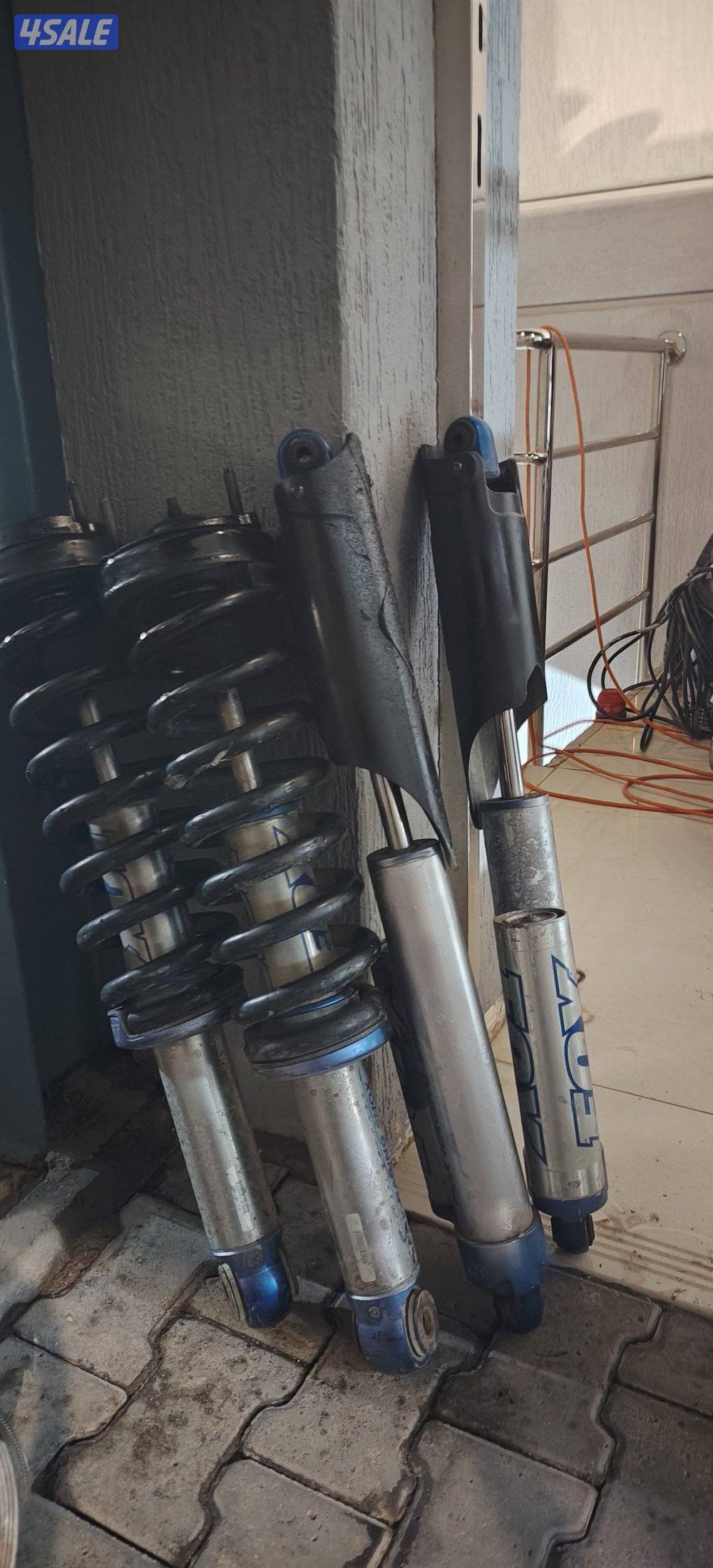 البيع ٤ معاونات فوكس مع سبرنقاتهم1