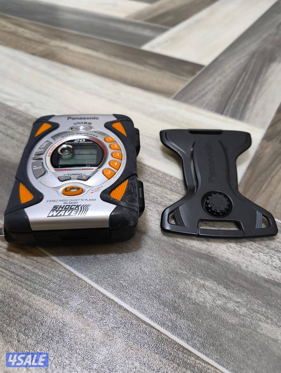 Vintage Panasonic ShockWave Set (Cassette & CD)1