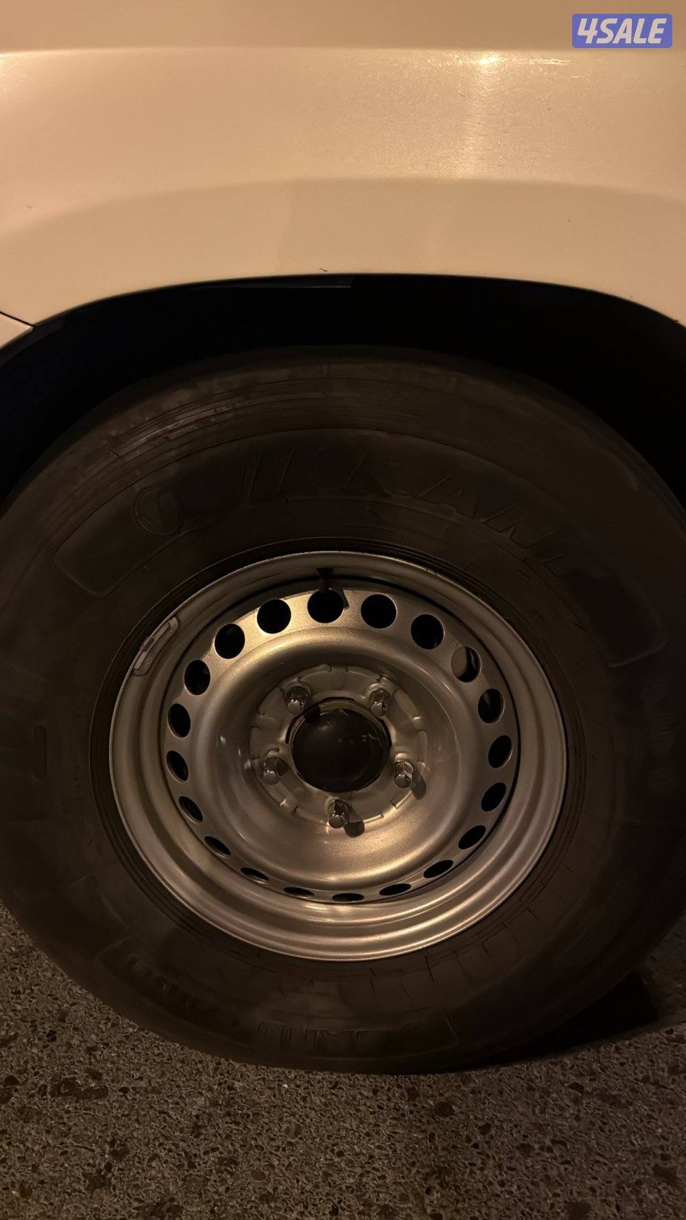 للبيع اربع رنقات هلل معا بوالينهم1